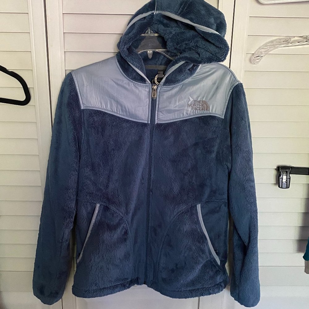 North Face blue M fuzzy jacket